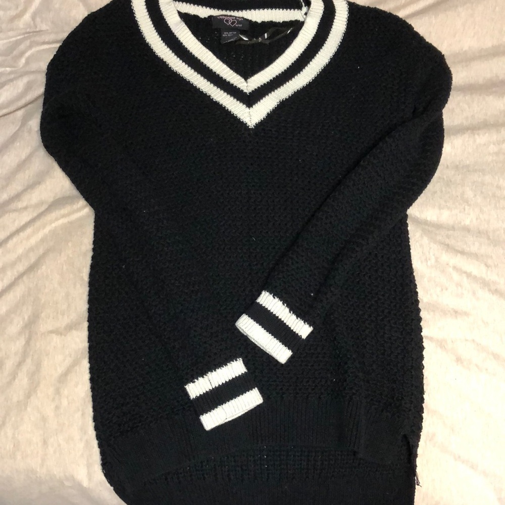 Cable knit sweater